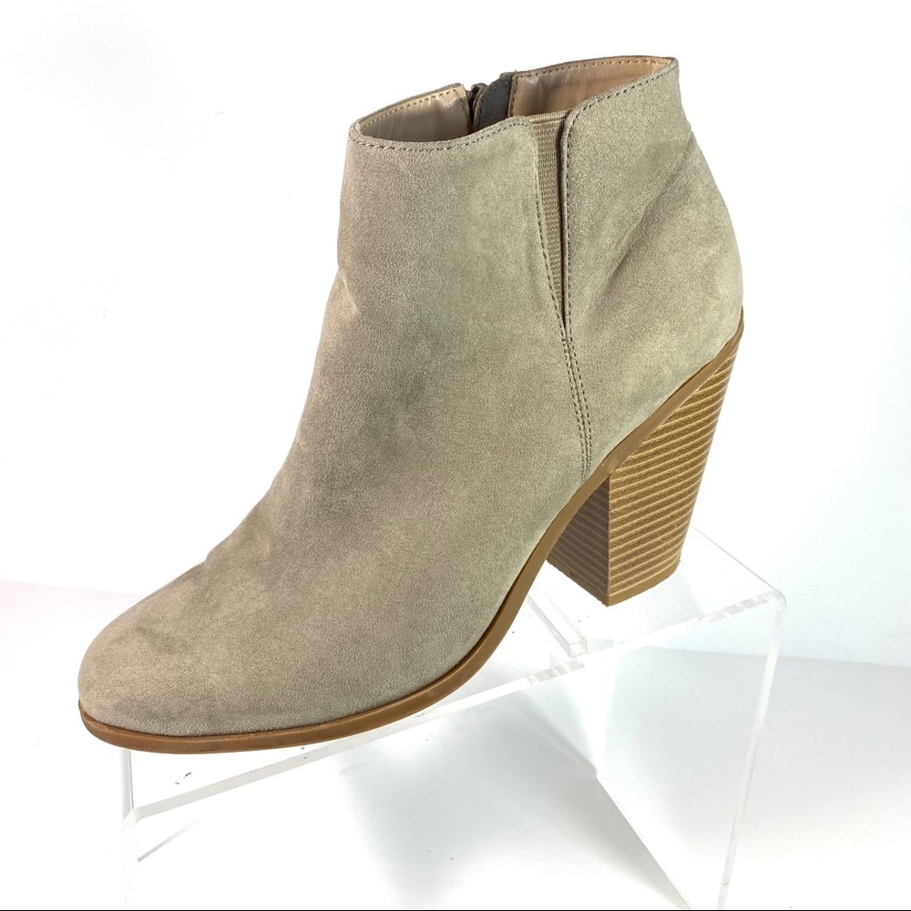 Banana Republic Ankle Boots Gray‎ Suede Zip Size 10